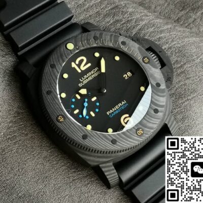 Panerai Submersible PAM00616 VS Factory KV Replica