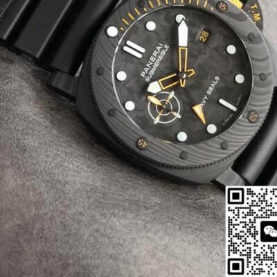 Panerai Submersible PAM01324 VS Factory KV Replica