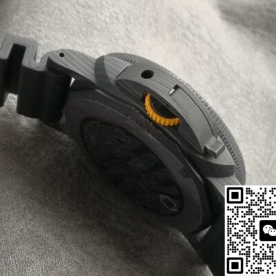 Panerai Submersible PAM01324 VS Factory KV Replica