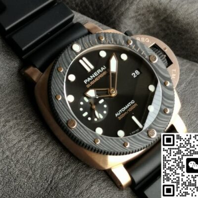 Panerai Submersible PAM00684 VS Factory KV Replica