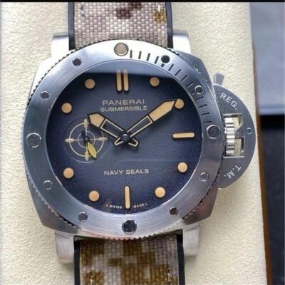 Panerai Submersible PAM01518 VS Factory KV Replica