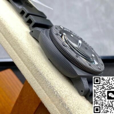 Panerai Submersible PAM02231 VS Factory KV Replica