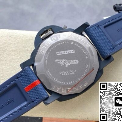 Panerai Submersible PAM01543 VS Factory KV Replica