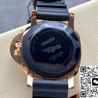 Panerai Submersible PAM02164 VS Factory KV Replica