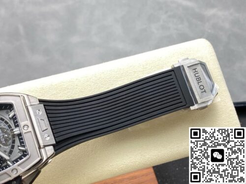5df725c3-f302-4970-9bea-a8a05d6cf9d1