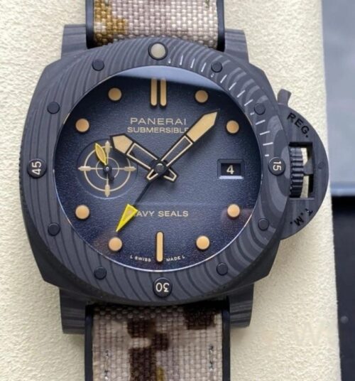 Panerai Submersible PAM01513 VS Factory KV Replica