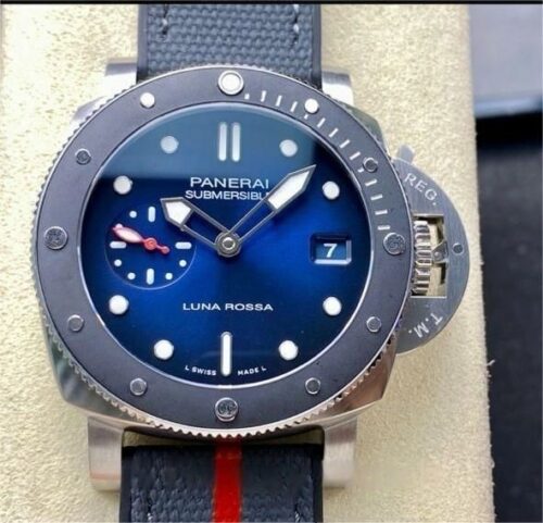 Panerai Submersible PAM01565 VS Factory KV Replica
