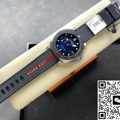 Panerai Submersible PAM01565 VS Factory KV Replica